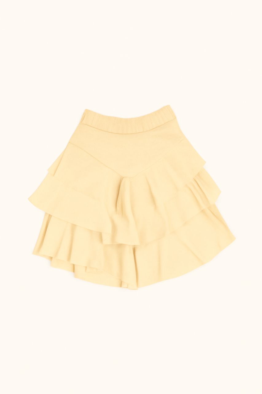 WhatsApp Image 2025-11-08 at 13.38.18 دامن شلوارکی زنانه کرم چین دار