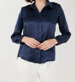 شومیز ساتن سرمه ای نمای جلو زنانه