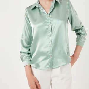 شومیز ساتن سبز زنانه نمای مقابل