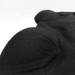 نمای نزدیک کراپ دکلته مشکی زنانه