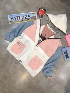 کاپشن ترکیبی زنانه صورتی